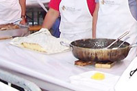 <i>Cròstoli</i> con gli Alpini