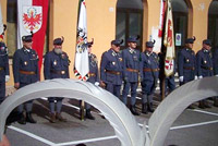 L’Aquila del Tirolo veglia  <br />sui reparti schierati